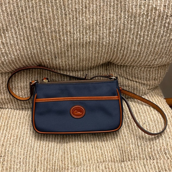 Dooney & Bourke Bags Dooney And Bourke Crossbody Bag Poshmark